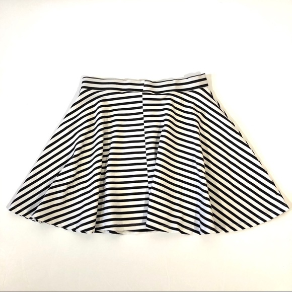 PINK VS Black and White Striped Skater Skirt - Picture 5 of 8